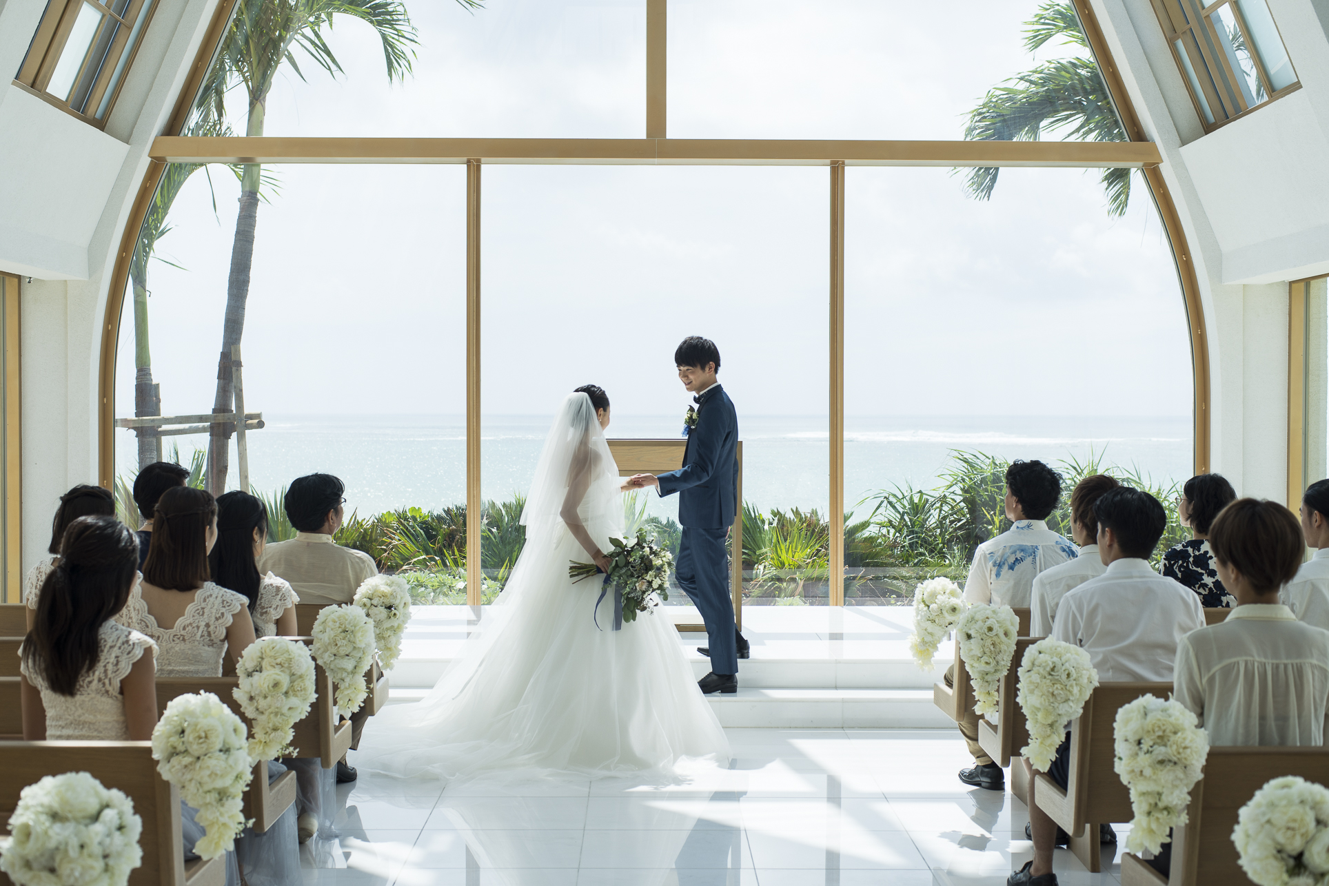 会場を決める前に 挙式スタイルの種類を知ろう 沖縄ウエディングまとめ 沖縄リゾート専門の結婚式情報サイト